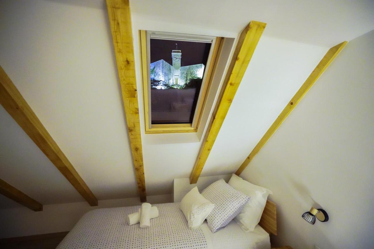 Apartment Ispod Ure Sinj Bagian luar foto