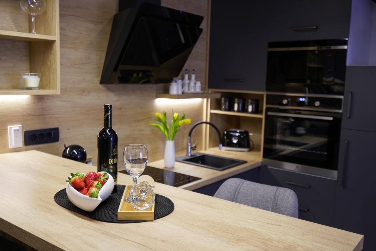 Apartment Ispod Ure Sinj Bagian luar foto