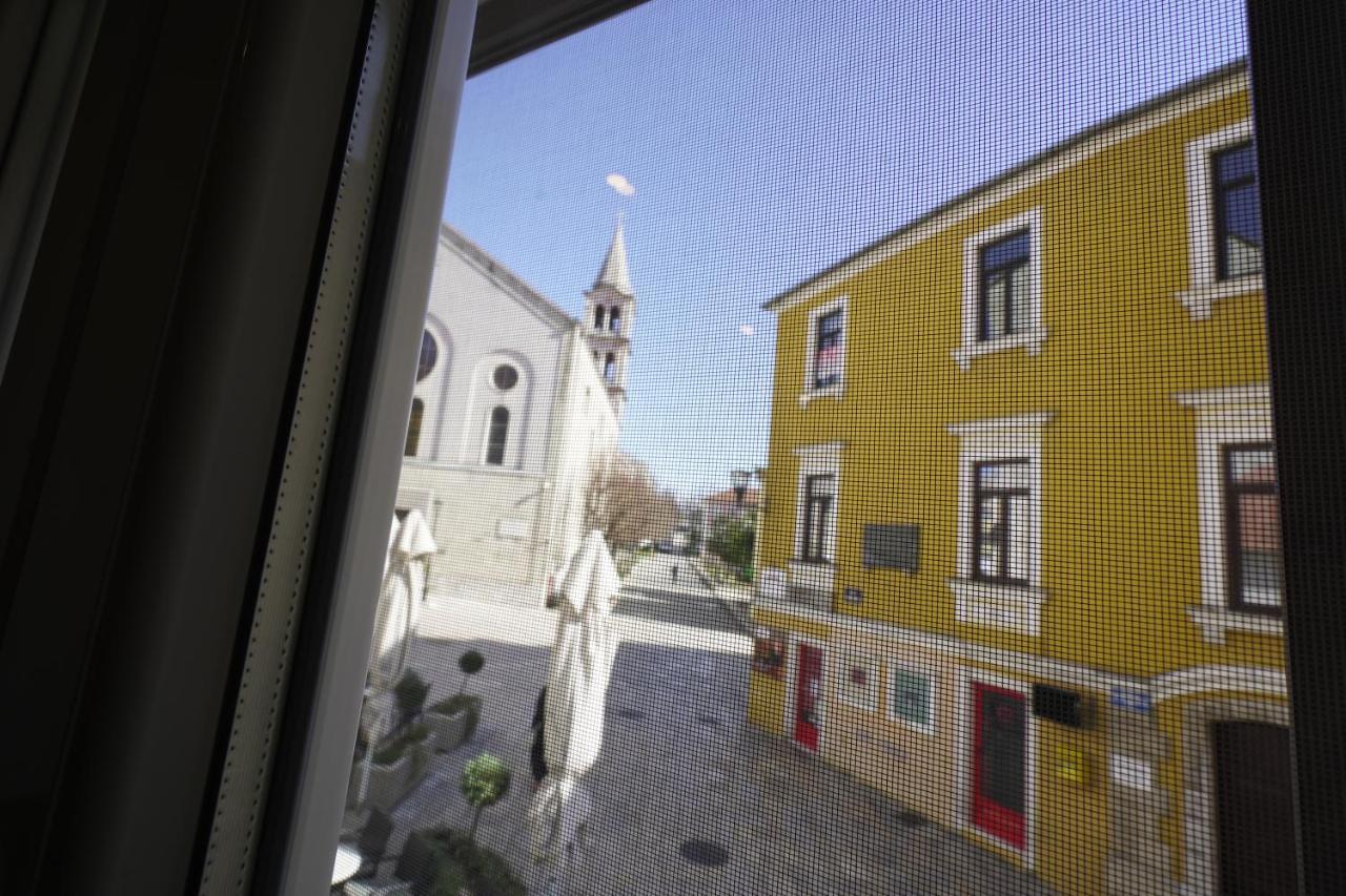 Apartment Ispod Ure Sinj Bagian luar foto